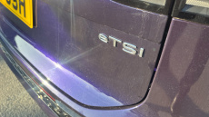 Volkswagen Tayron 1.5 eTSI R-Line 5dr DSG7 [7 Seat] Petrol Estate